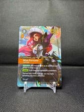 Miss Fortune, Captain (Alternate Art) #162a/298 Showcase - Riftbound Origins